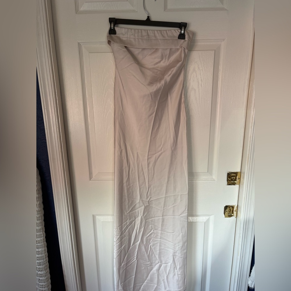 Elegant Strapless White Dress